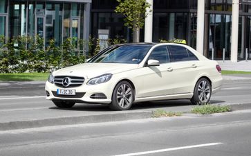 广州租车一日费用全解析：从经济车型到豪华座驾